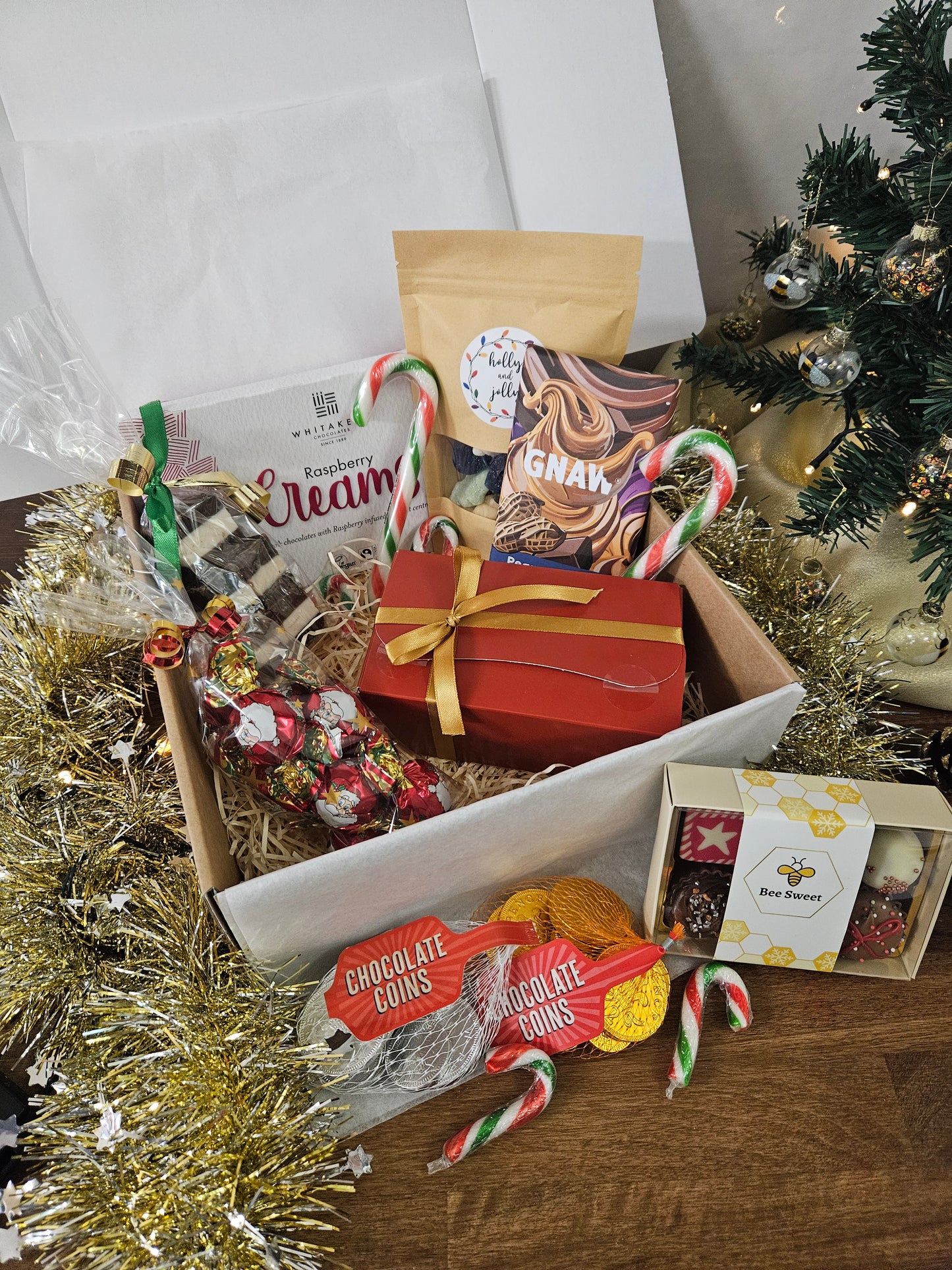 Large Xmas Hamper - Bee Sweet (Argyll)