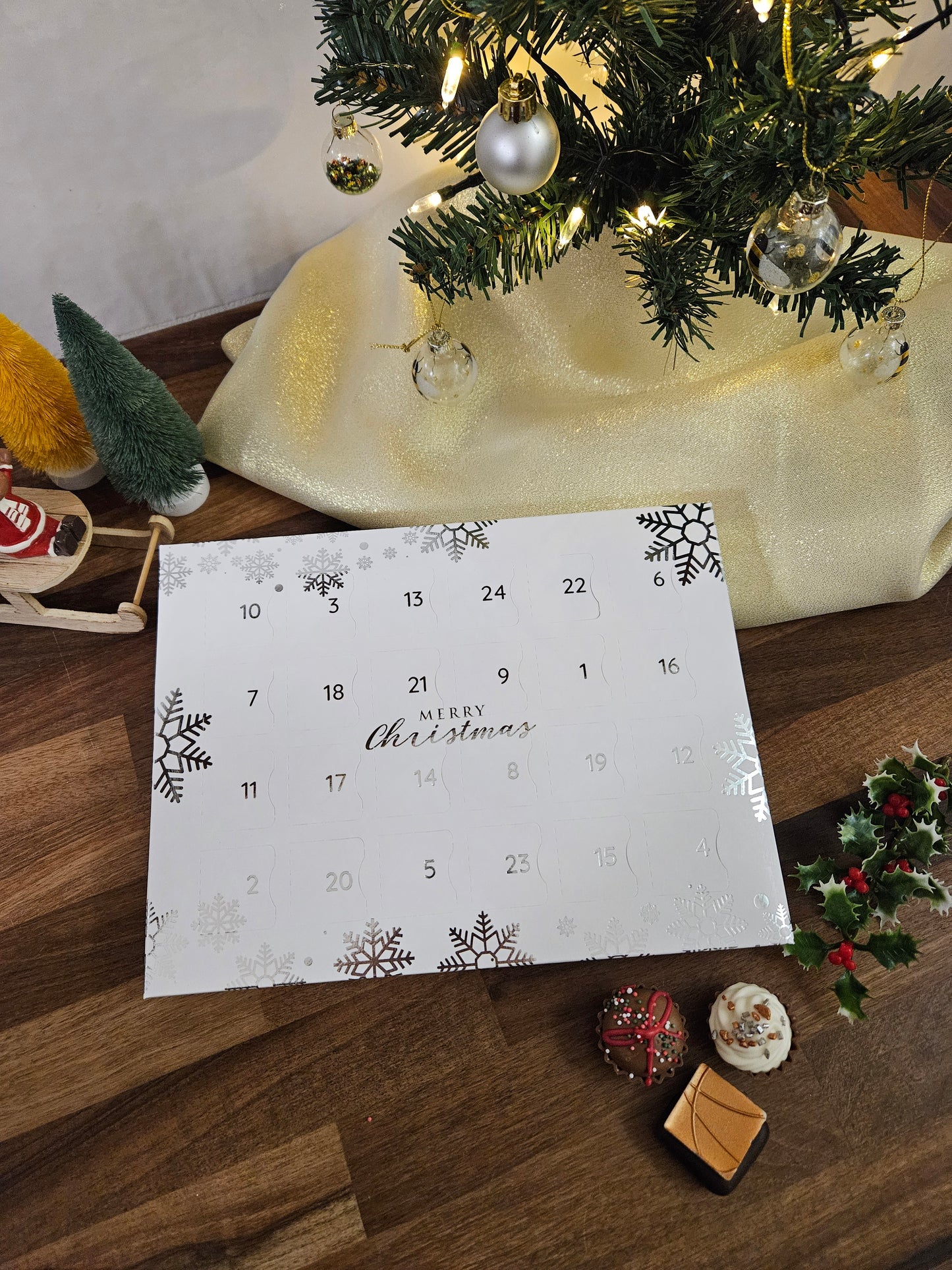Luxury Chocolate Advent Calendar - Bee Sweet (Argyll)